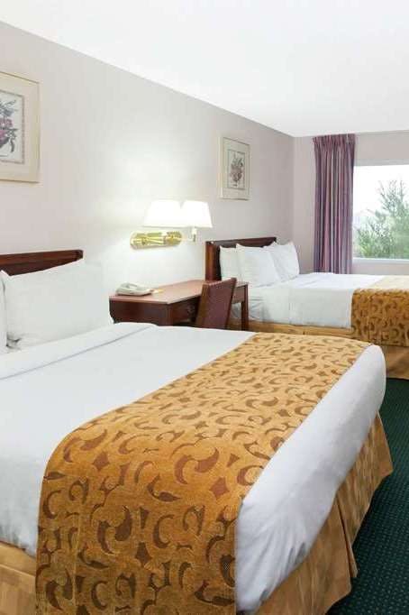 Hotel Days Inn by Wyndham Dahlonega University Area photo 2