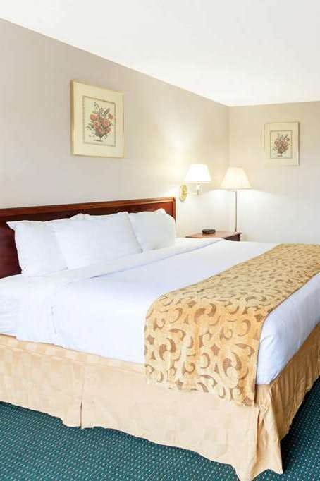 Hotel Days Inn by Wyndham Dahlonega University Area photo 1