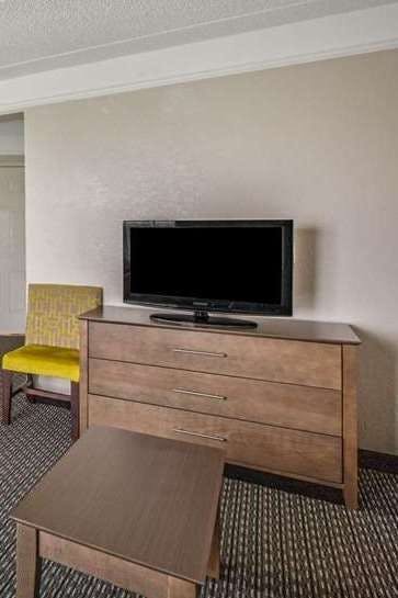 Hotel La Quinta Inn Ste Miami AP W photo 3