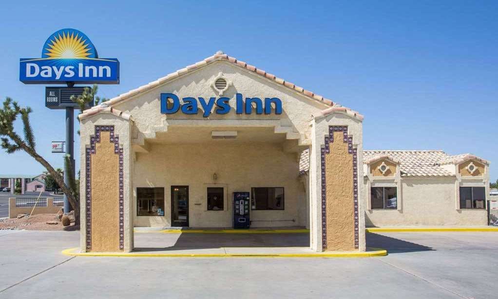 Days Inn by Wyndham Kingman West