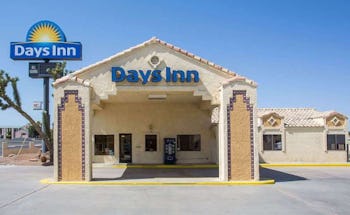 Days Inn by Wyndham Kingman West