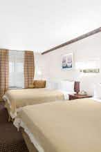 Hotel Days Inn by Wyndham Kingman West photo 1