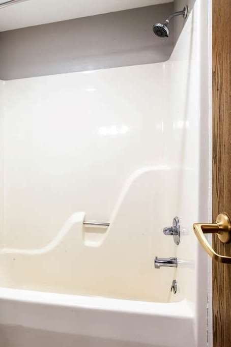 Hotel Baymont I S Traverse City photo 4