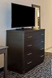 Hotel La Quinta Inn & Suites by Wyndham McAllen La Plaza Mall photo 3