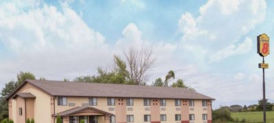 Super 8 Austin MN