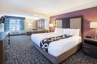 Hotel La Quinta Inn Ste CVG AP photo 1