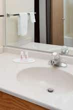 Hotel Super 8 by Wyndham Pekin/Peoria Area photo 4