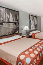 Hotel Super 8 by Wyndham Pekin/Peoria Area photo 1