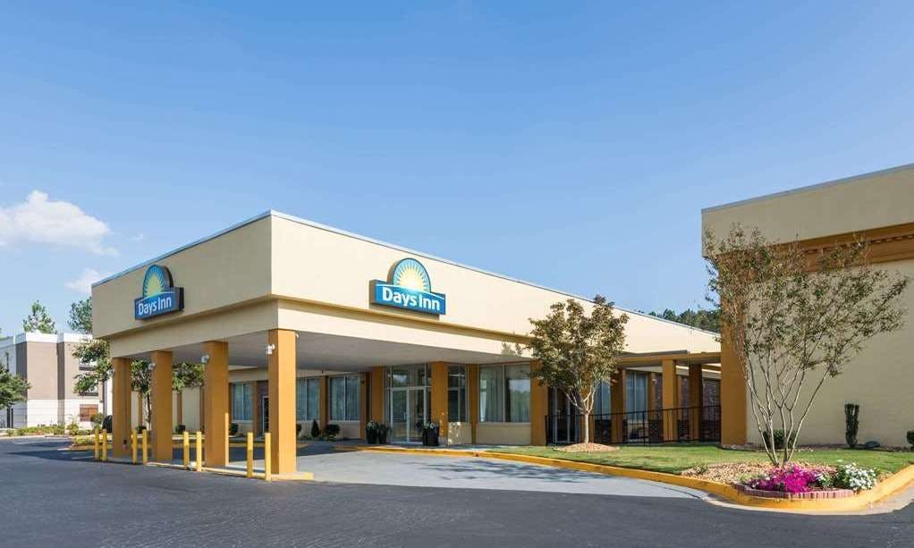 Days Inn by Wyndham Madison