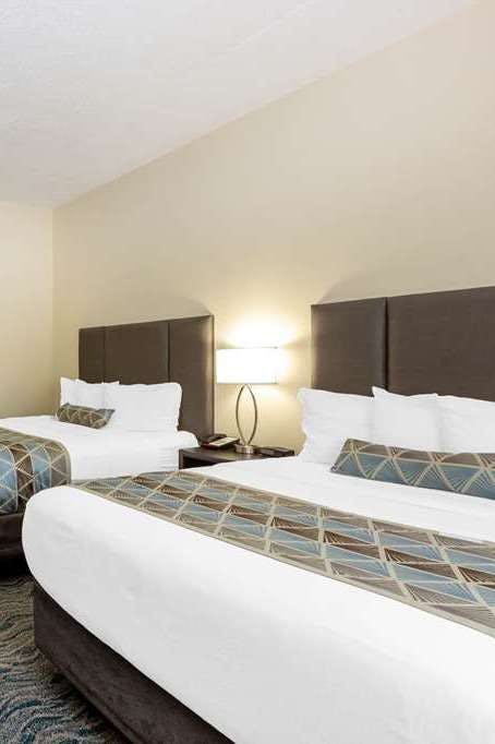 Hotel Baymont by Wyndham Des Moines Airport photo 4