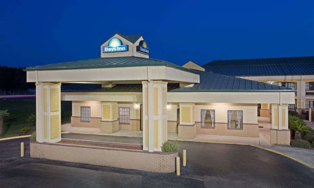 Days Inn by Wyndham Hammond