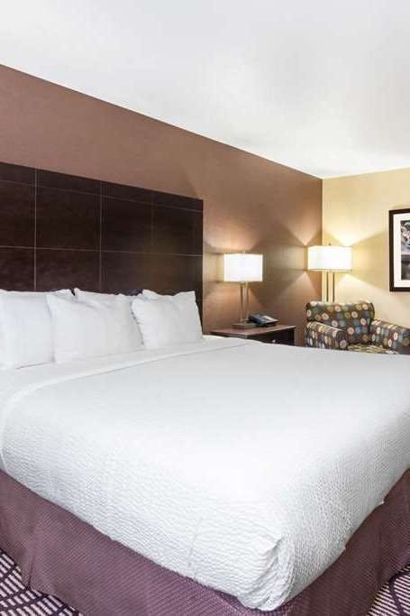 Hotel La Quinta Inn & Suites by Wyndham Meridian / Boise West photo 2