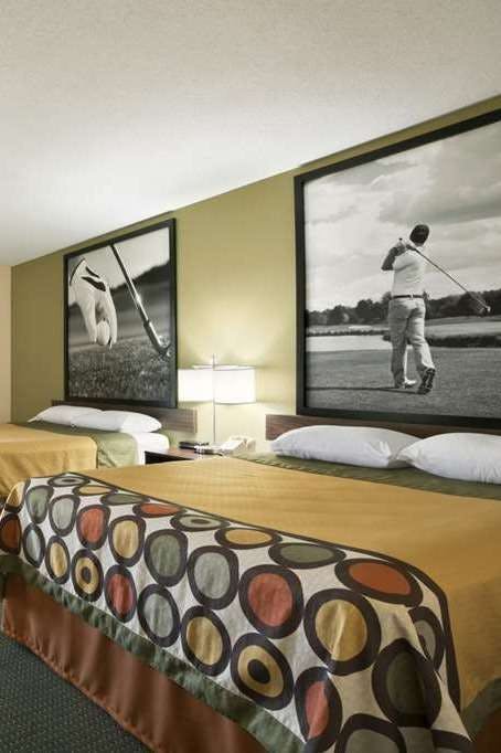 Hotel Super 8 by Wyndham Columbia City photo 2