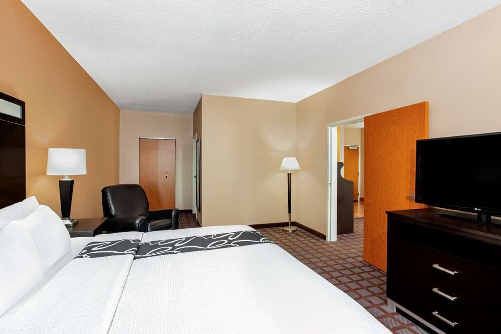 Hotel LQ by Wyndham Indy Airport photo 5