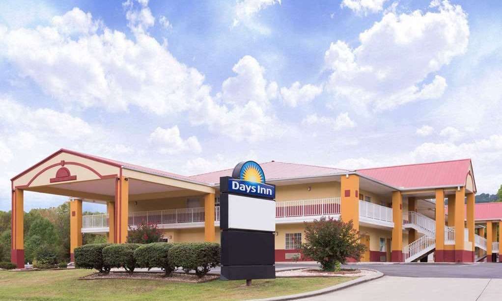 Days Inn by Wyndham Trenton