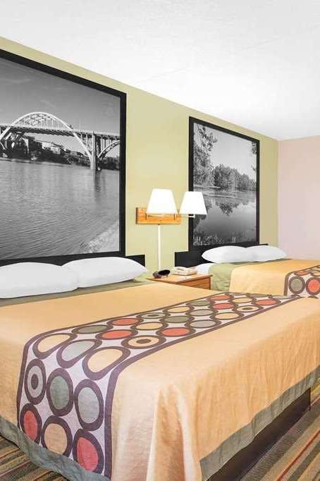 Hotel Super 8 by Wyndham Eufaula photo 2