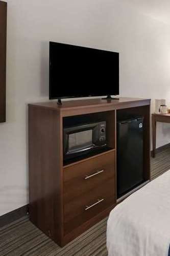 Hotel Ramada by Wyndham Effingham photo 3