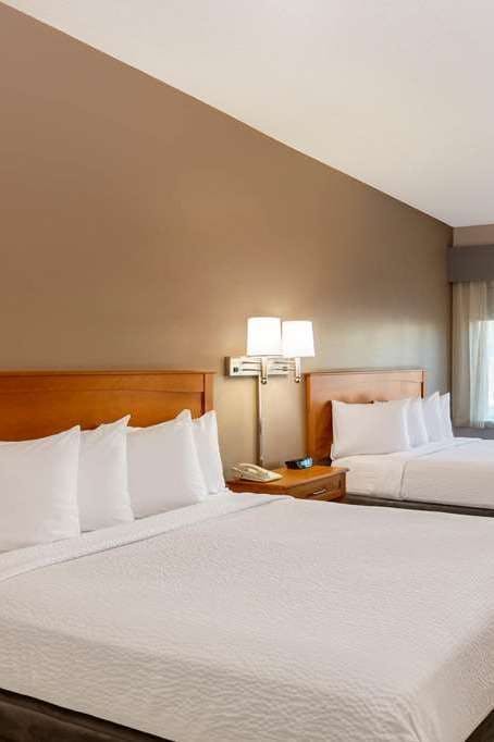 Hotel Days Inn & Suites by Wyndham Madison photo 2