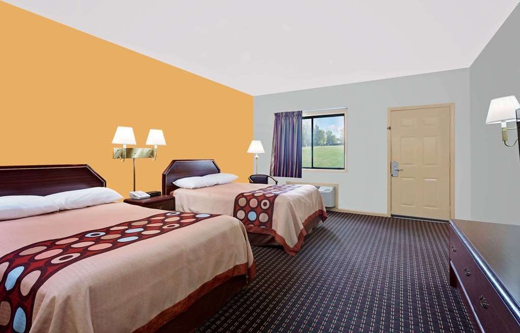 Hotel Super 8 by Wyndham Hillsville photo 4
