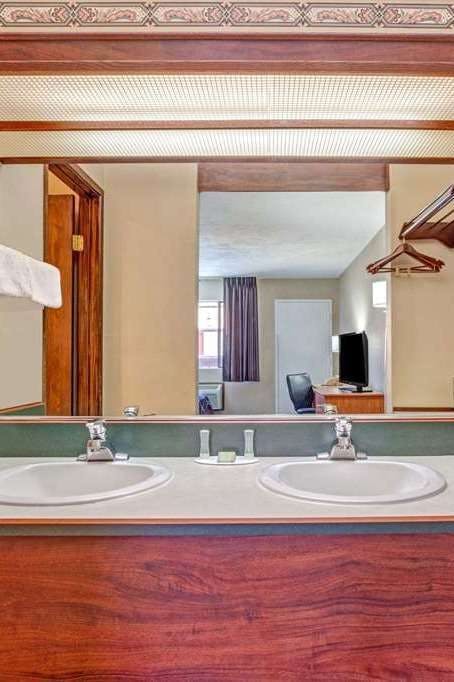 Hotel Super 8 Albany photo 5