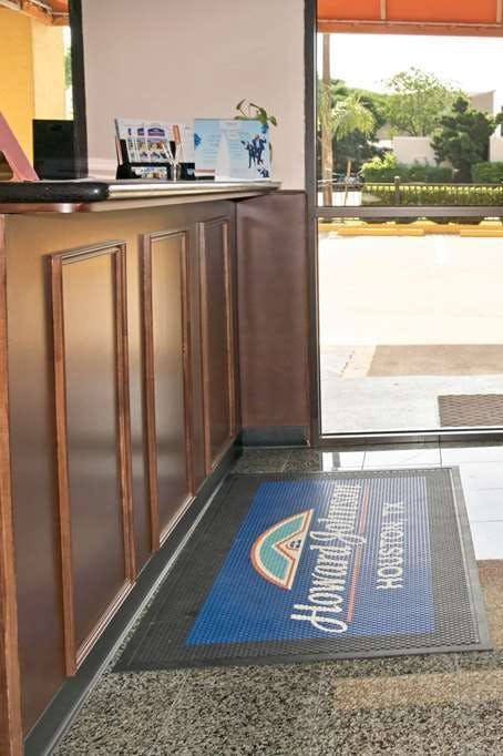 Hotel Howard Johnson by Wyndham Houston Heights/Downtown photo 5