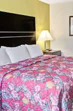 Hotel Howard Johnson by Wyndham Houston Heights/Downtown photo 2