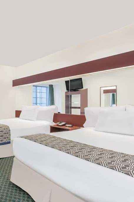 Hotel Microtel Inn & Suites by Wyndham Hamburg photo 2