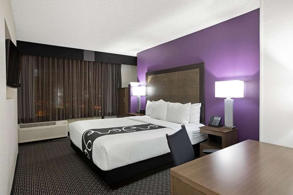 Hotel La Quinta Inn & Suites by Wyndham Rancho Cordova Sacramento photo 1