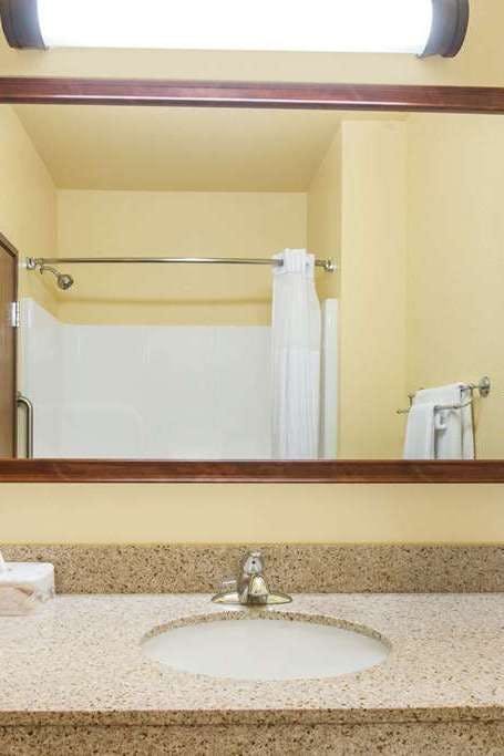 Hotel Days Inn by Wyndham Ellis photo 5