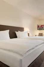 Hotel Ramada by Wyndham Nuernberg Parkhotel photo 1