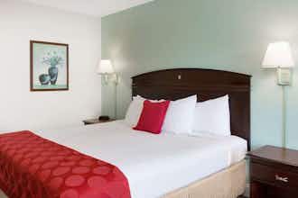 Hotel Ramada Pelham photo 4