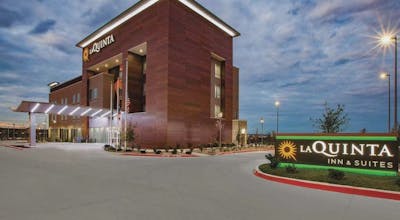 La Quinta Inn & Suites by Wyndham San Marcos Outlet Mall