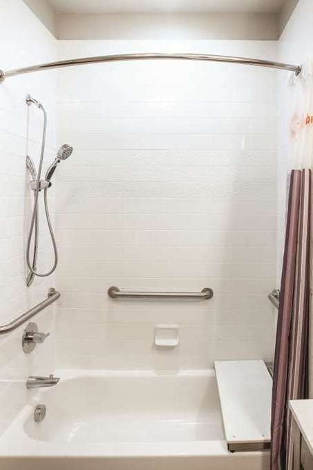 Hotel La Quinta Inn & Suites by Wyndham San Marcos Outlet Mall photo 2