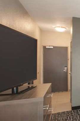 Hotel La Quinta Inn & Suites by Wyndham San Marcos Outlet Mall photo 3