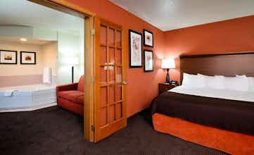 Hotel AmericInn Manitowoc photo 5