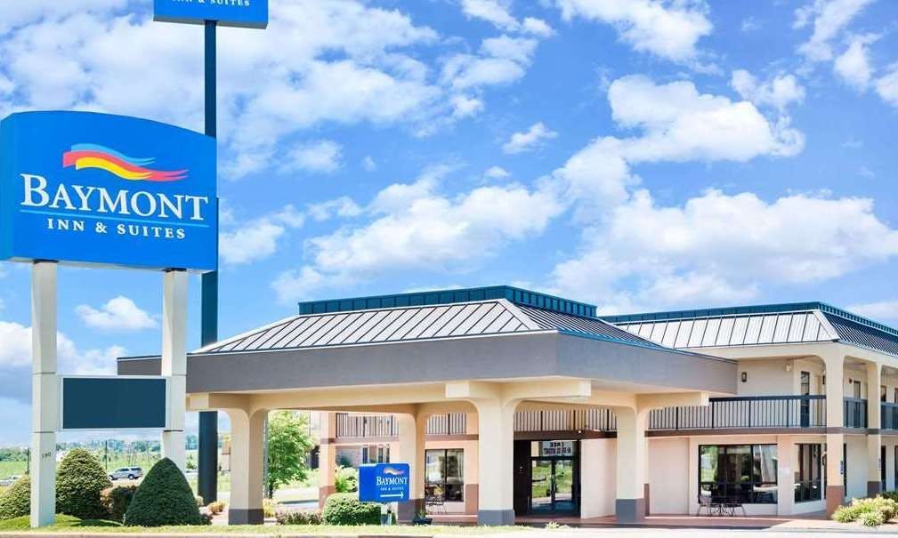 Baymont by Wyndham Clarksville Northeast