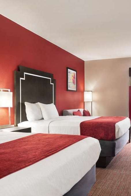 Hotel Days Inn & Suites by Wyndham Murfreesboro photo 2