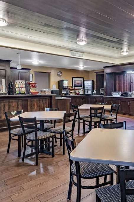 Hotel Hawthorn Extended Stay by Wyndham Dickinson photo 5