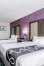 Hotel La Quinta Inn Ste MKC AP photo 2