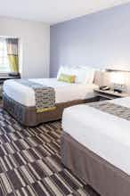 Hotel Microtel by Wyndham West Fargo photo 2