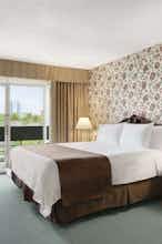 Hotel Travelodge Niagara Fallsview photo 1