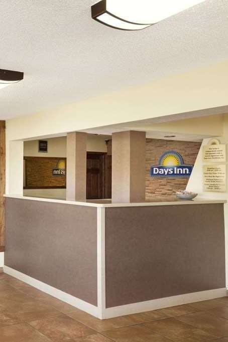 Hotel Days Inn by Wyndham Champaign/Urbana photo 5