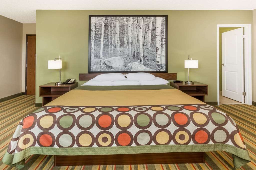 Hotel Super 8 by Wyndham Montrose photo 4