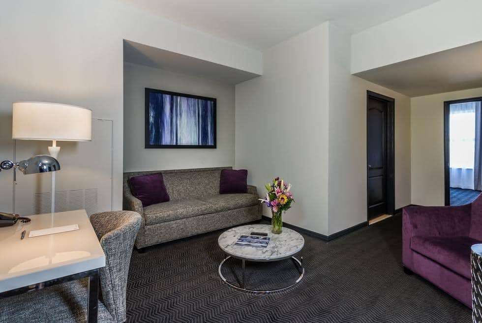 Hotel TRYP by Wyndham Savannah Downtown/Historic District photo 3