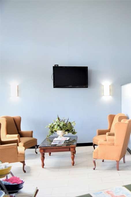 Hotel Days Inn by Wyndham Montgomery photo 5