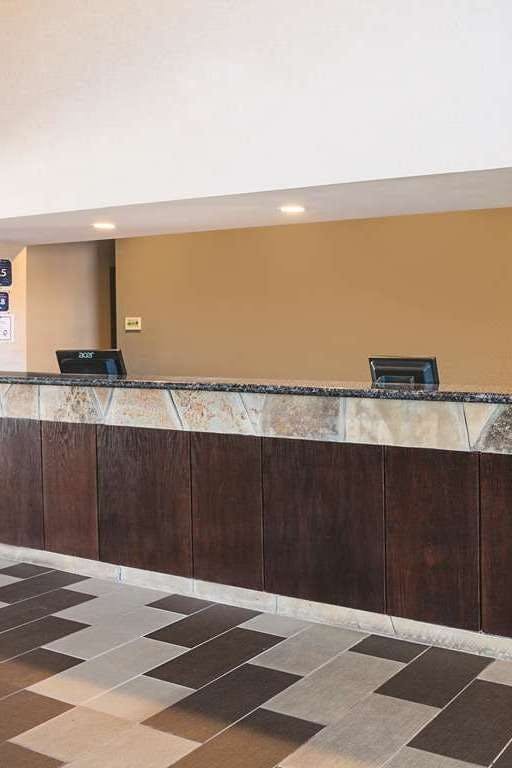 Hotel La Quinta Inn & Suites by Wyndham Glen Rose photo 5