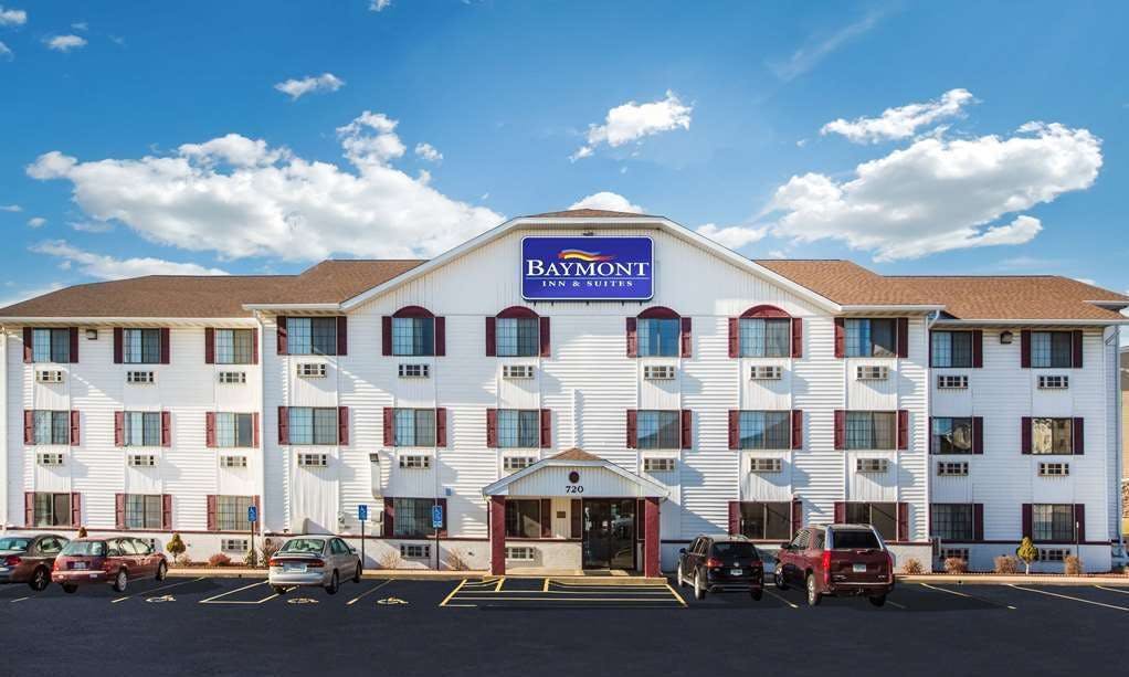 Baymont by Wyndham Cedar Rapids