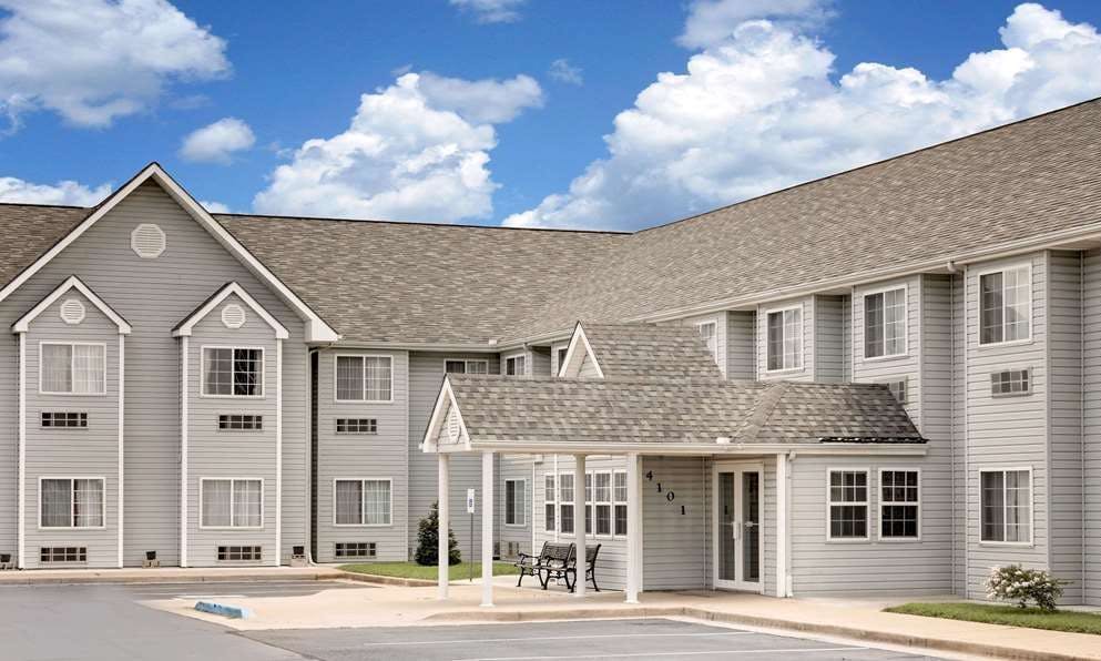 Microtel Inn & Suites by Wyndham Joplin