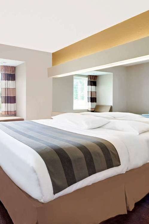 Hotel Microtel Inn & Suites by Wyndham Joplin photo 2