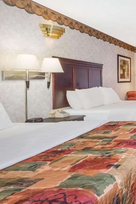 Hotel Days Inn - Oneonta AL photo 2